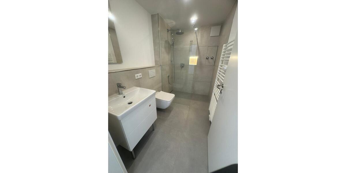 Etagenwohnung Krefeld Hülser Berg - 2 Zimmer, 70 m&sup2;, 299.000&euro; | Angebot:23766503