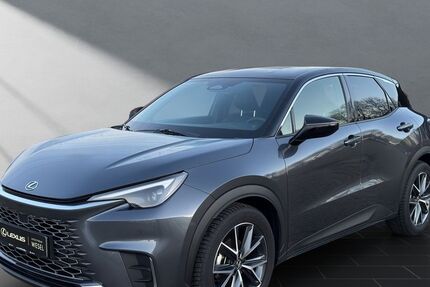 Lexus LBX 7.759 km 33.750 &euro; Wesel 46485