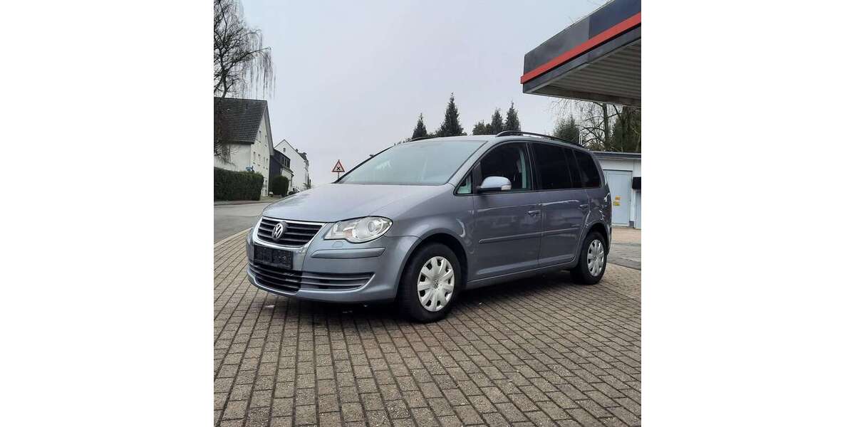 VW Touran 279.100 km 3.490 &euro; Mülheim 45473