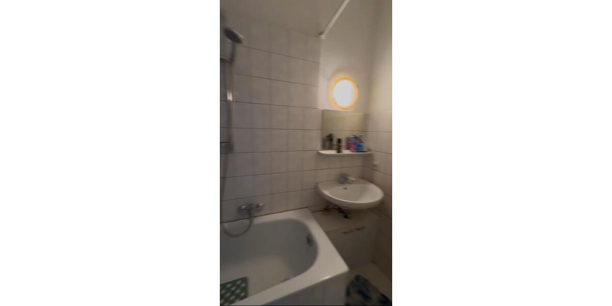 Etagenwohnung Duisburg Duisburg-Mitte - 3 Zimmer, 60 m&sup2;, 450&euro; | Angebot:26395425