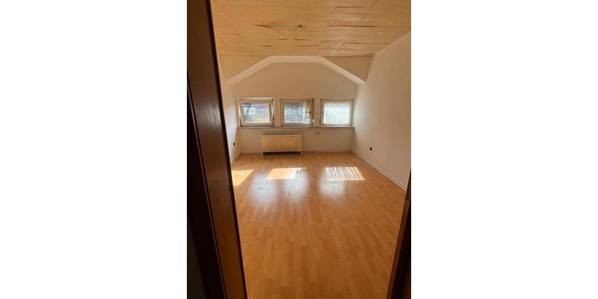 Etagenwohnung Duisburg Duisburg-Mitte - 2 Zimmer, 51 m&sup2;, 480&euro; | Angebot:25571238