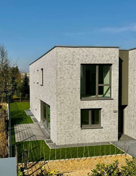 Haus zum Kaufen in Meerbusch 1.123.500 € 173 m²