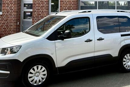 Peugeot Rifter 274.356 km 8.900 &euro; Essen 45327