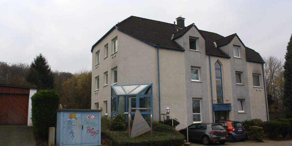 RESERVIERT! Büroräume in Herne-Sodingen mit Stellplätzen und Garage, eigenem Eingang 3 zimmer