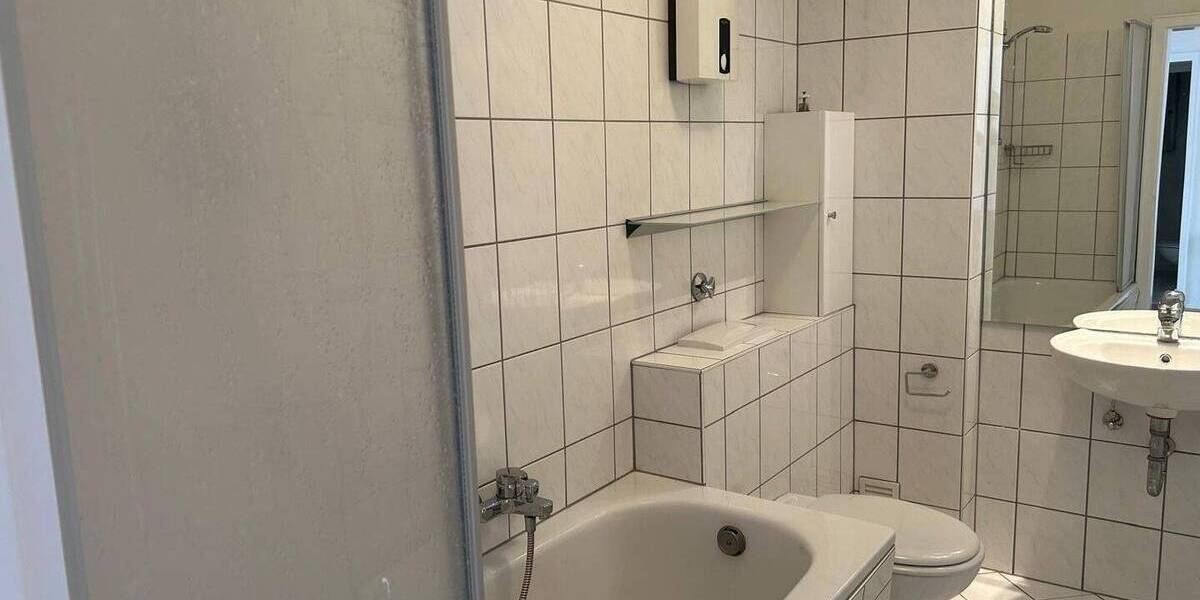 Etagenwohnung Essen Bergerhausen - 3 Zimmer, 80 m&sup2;, 580&euro; | Angebot:25264122