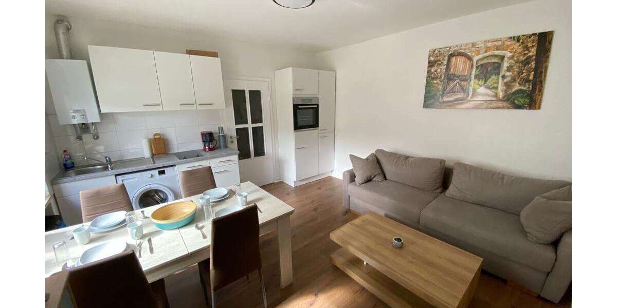 D-Zoo, attraktive möbl. 2 Zi. ETW, ruhig und Zentral , ca. 40qm Wfl., 8qm Nfl. im Keller zimmer