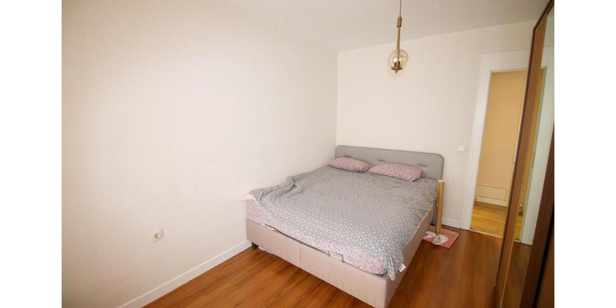 Etagenwohnung Bochum Höntrop - 1 Zimmer, 65 m&sup2;, 112.000&euro; | Angebot:26318592