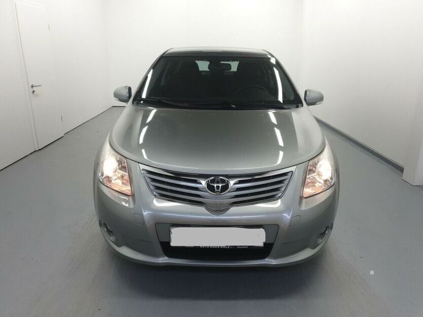 Avensis