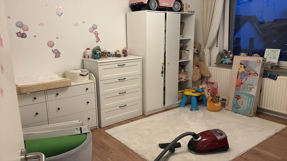 Lichtdurchflutete 100qm Wohnung im Herzen vom Resser -Markt 3 zimmer