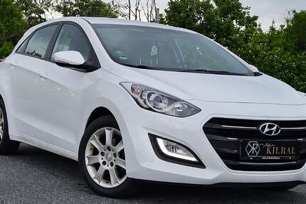 Hyundai i30 122.000 km 8.999 &euro; Mettmann 40822