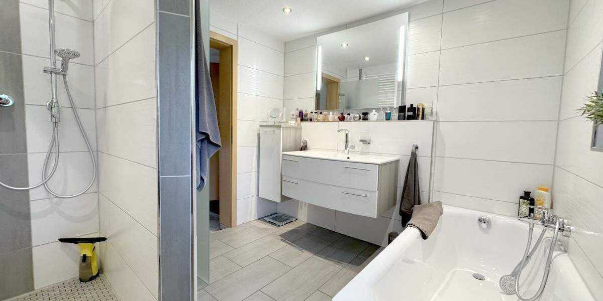 Einfamilienhaus Oberhausen Schwarze Heide - 7 Zimmer, 595.000&euro; | Angebot:25611510