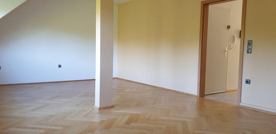 Maisonettenwohnung Düsseldorf Derendorf - 2 Zimmer, 90 m&sup2;, 1.190&euro; | Angebot:25361880