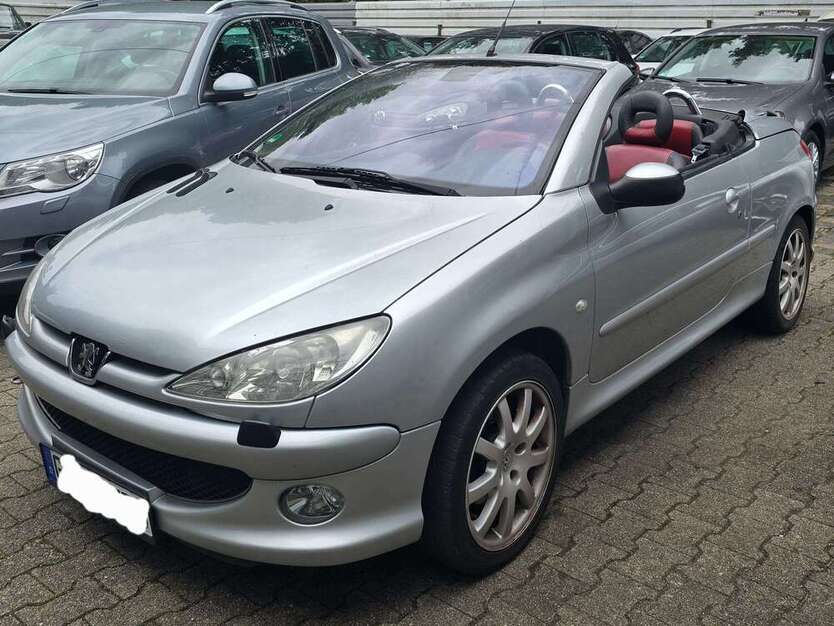 Peugeot 206 217.000 km 949 € Essen 45329