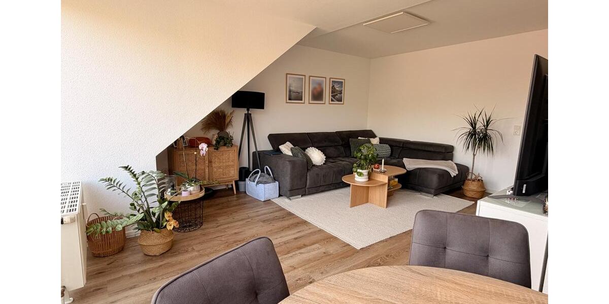 Dachgeschoßwohnung Duisburg Huckingen - 3 Zimmer, 70 m&sup2;, 200.000&euro; | Angebot:27425714