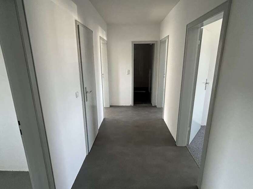 Wohnung zum Mieten in Moers 485 € 75 m²
