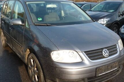 VW Touran 240.000 km 1.350 € Bottrop 46238