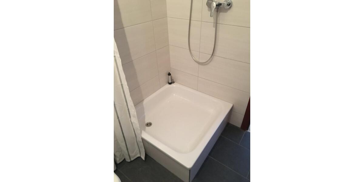Etagenwohnung Moers - 2 Zimmer, 65 m&sup2;, 630&euro; | Angebot:26375168