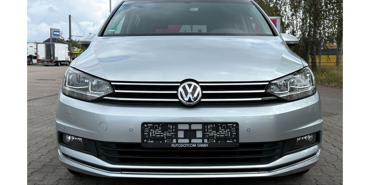 VW Touran 135.502 km 13.700 &euro; Duisburg 47055