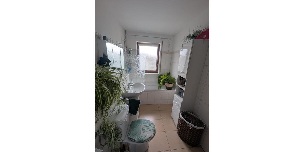 Etagenwohnung Düsseldorf Oberbilk - 2 Zimmer, 60 m&sup2;, 1.390&euro; | Angebot:26411570