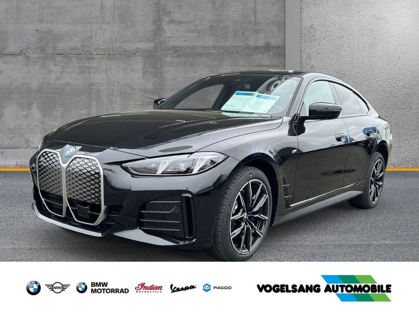 BMW i4 8.999 km 52.900 € Recklinghausen 45659