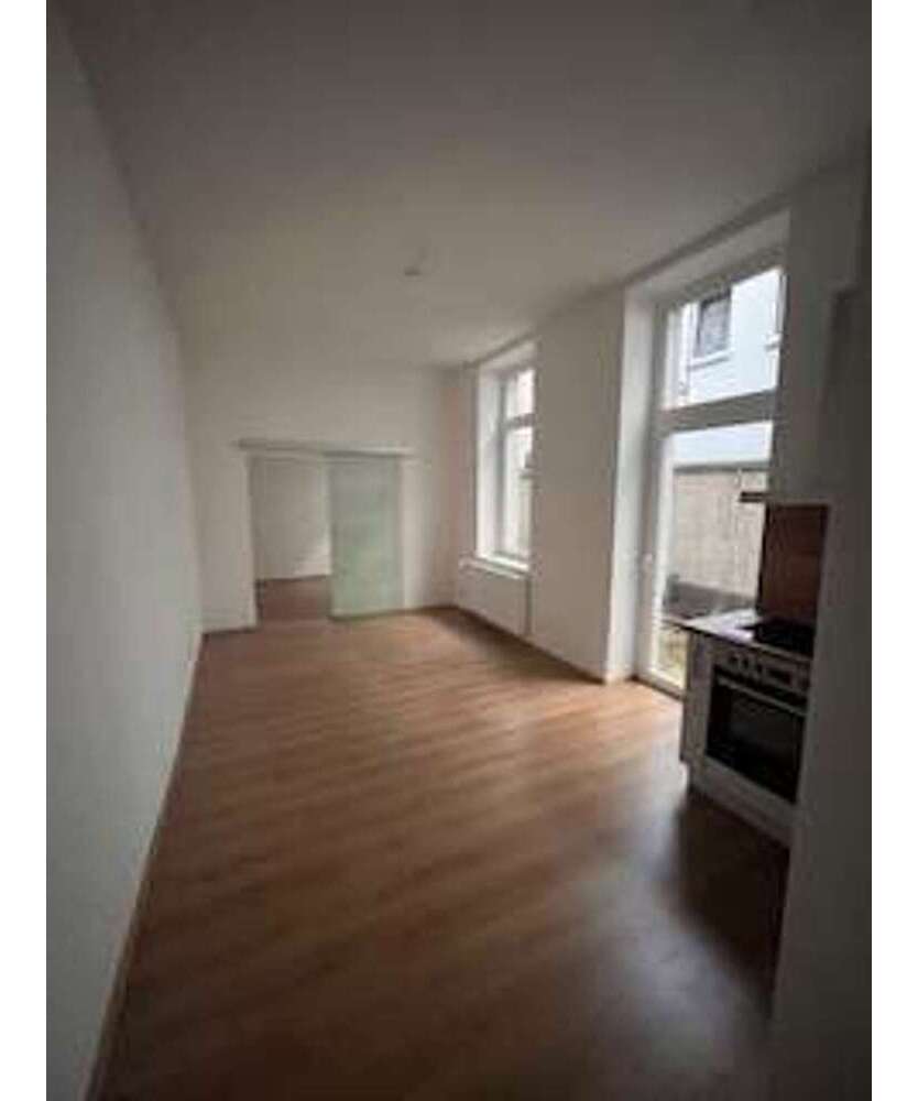 Wohnung zum Kaufen in Krefeld 85.000 € 32 m²