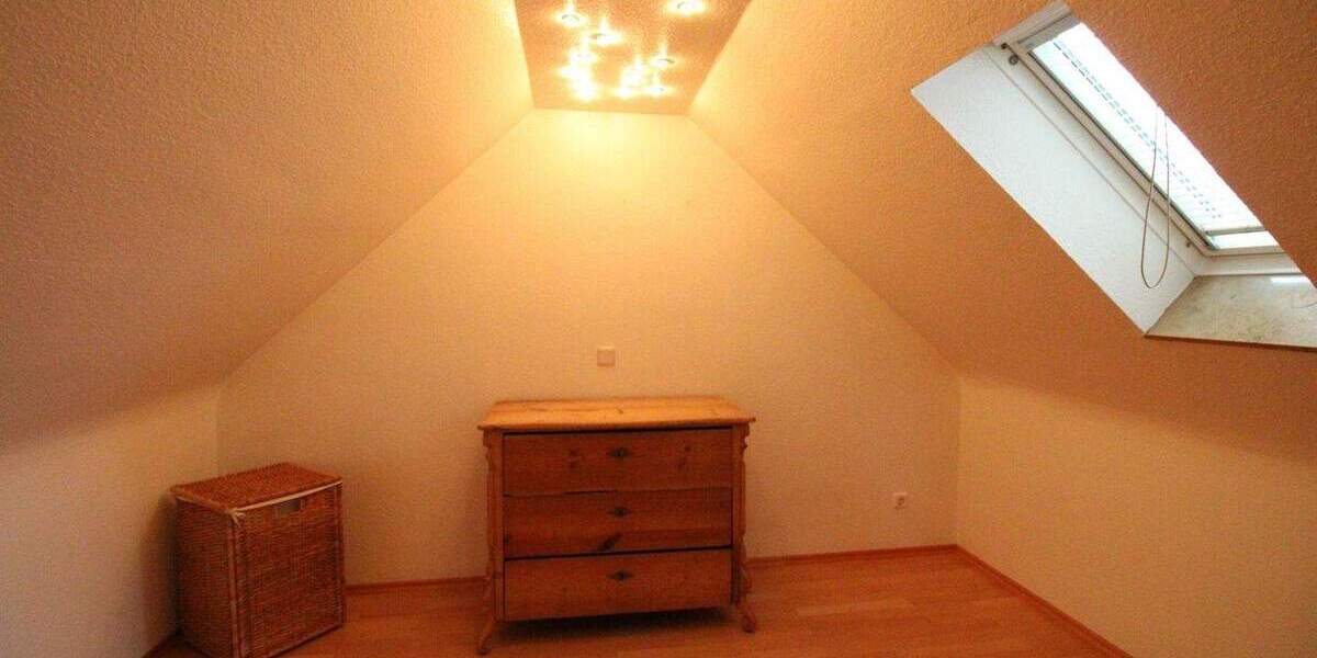 Einfamilienhaus Meerbusch Osterath - 4 Zimmer, 167 m&sup2;, 850.000&euro; | Angebot:25425426