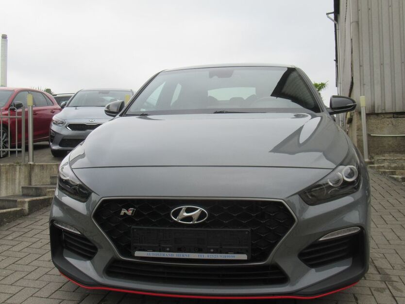 Hyundai i30 99.711 km 21.890 € Herne 44653