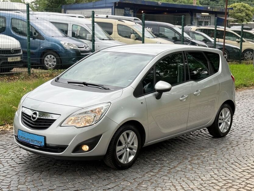 Opel Meriva 220.000 km 3.499 € Bottrop 46238
