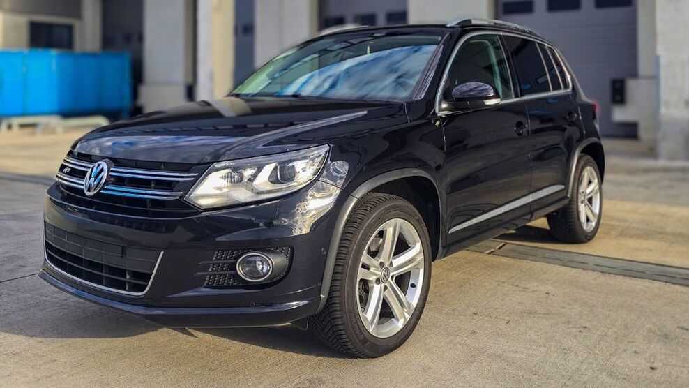 VW Tiguan 94.000 km 16.900 € Duisburg 47058