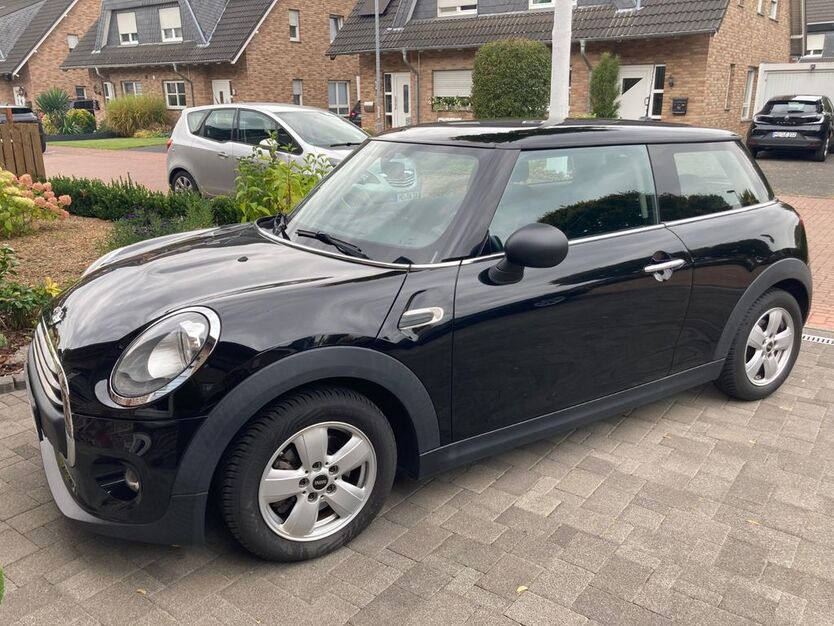 Mini ONE 35.300 km 10.300 € Kamp-Lintfort 47475