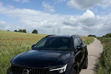 Volvo XC40 61.500 km 34.700 &euro; Essen 45276