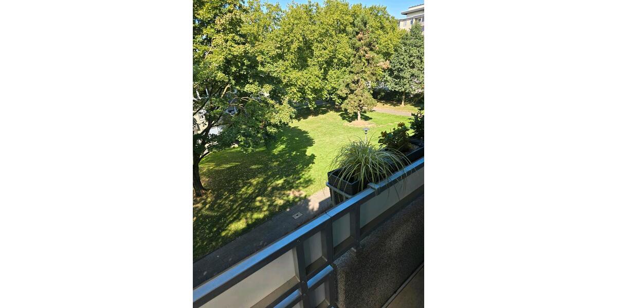 Etagenwohnung Krefeld Gartenstadt - 3 Zimmer, 84 m&sup2;, 215.000&euro; | Angebot:27178342