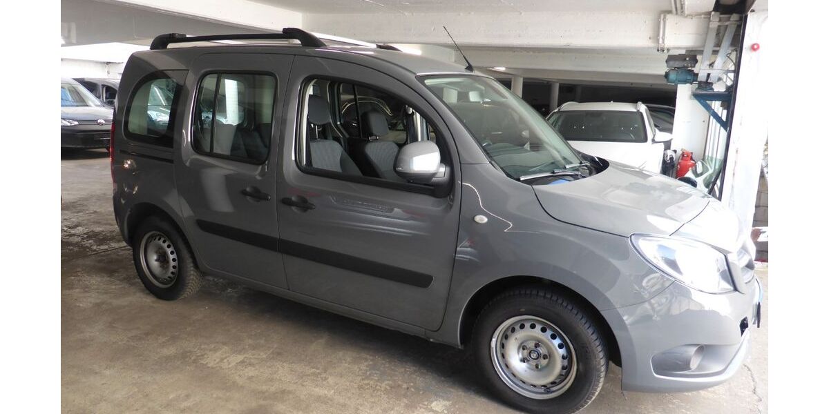 Mercedes-Benz Citan 65.000 km 12.999 &euro; Düsseldorf 40223