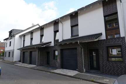 Haus Duisburg Essenberg - 6 Zimmer, 180 m&sup2;, 499.500&euro; | Angebot:27643567
