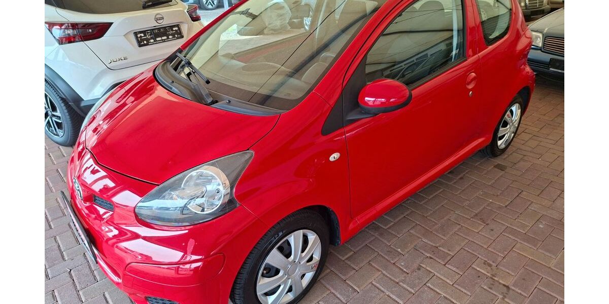 Toyota Aygo (X) 142.200 km 3.350 &euro; Wülfrath 42489