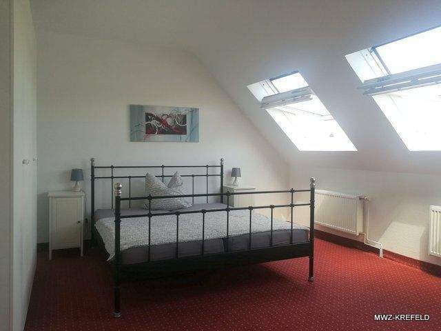 Etagenwohnung Krefeld Cracau - 2 Zimmer, 62 m&sup2;, 530&euro; | Angebot:26417876