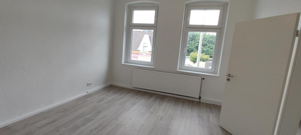 Etagenwohnung Oberhausen Biefang - 4 Zimmer, 88 m&sup2;, 1.000&euro; | Angebot:24527596