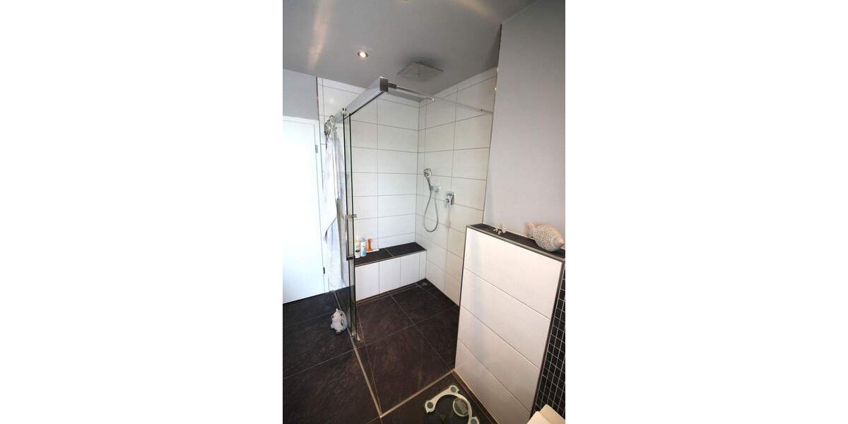 Mehrfamilienhaus, Wohnhaus Rheinberg Ossenberg - 7 Zimmer, 257 m&sup2;, 550.000&euro; | Angebot:26388652