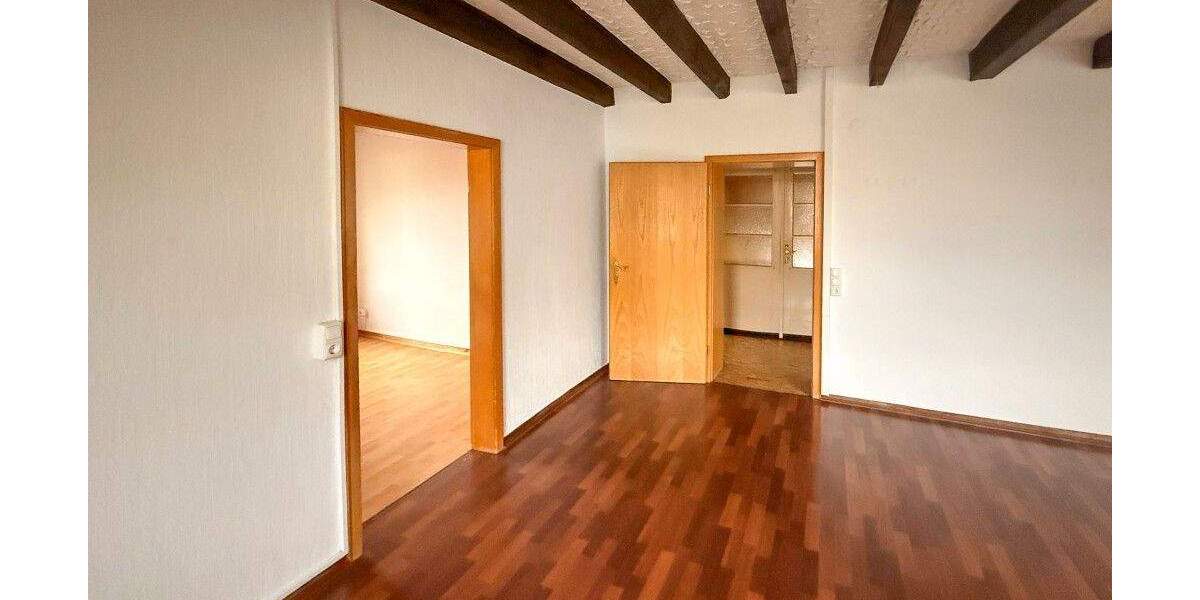 Etagenwohnung Velbert Mitte - 3 Zimmer, 85 m&sup2;, 850&euro; | Angebot:25630347