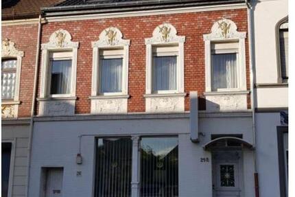 Gemütliche Single Wohnung , DG , 49qm , 2FH , DU.Homb.-Hochheide 2 zimmer