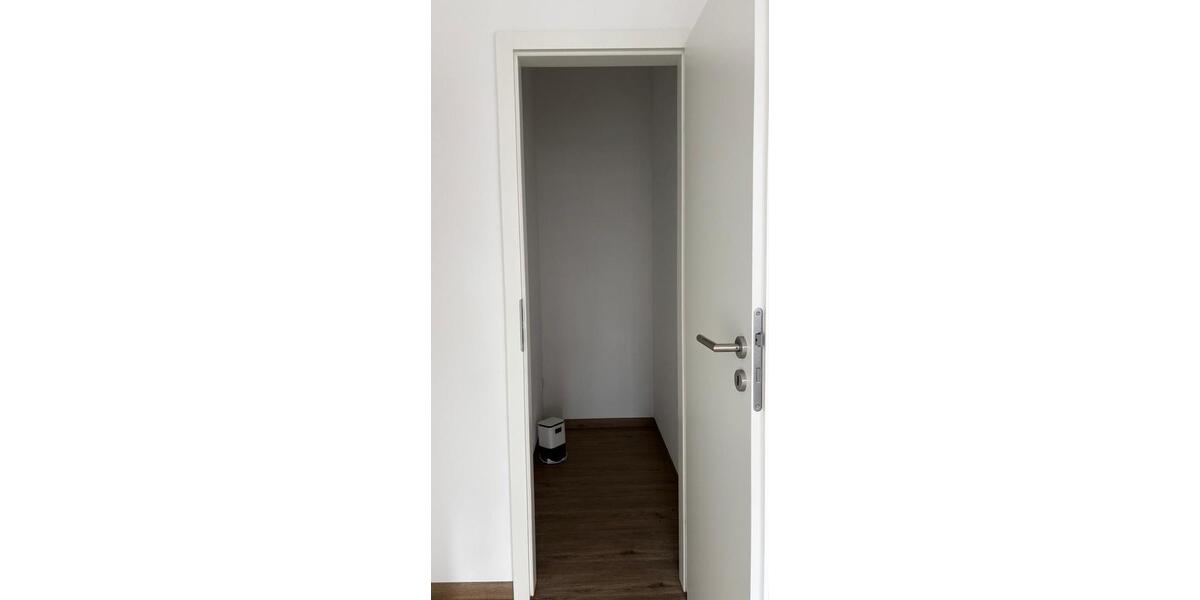 Erdgeschoßwohnung Oberhausen Schmachtendorf - 3.5 Zimmer, 110 m&sup2;, 1.400&euro; | Angebot:26038742