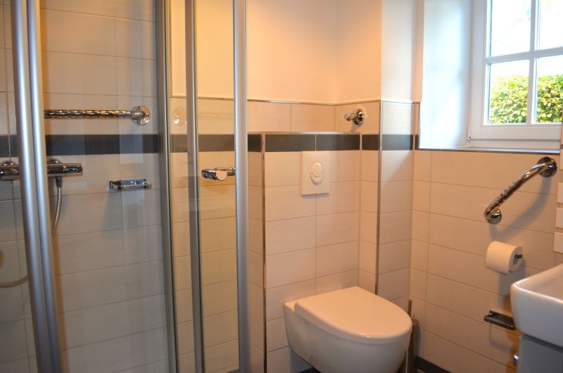 Geräumiges Reihenhaus mit Flair sucht nette Mieter! 4.5 zimmer