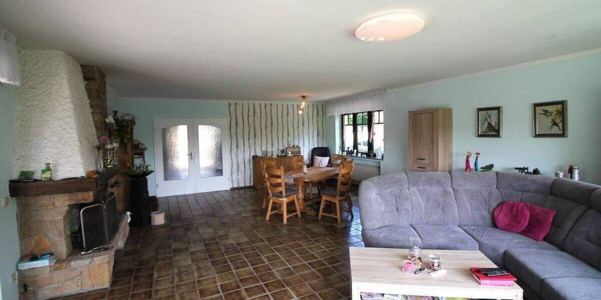 Mehrfamilienhaus, Wohnhaus Rheinberg Ossenberg - 7 Zimmer, 257 m&sup2;, 550.000&euro; | Angebot:24028409