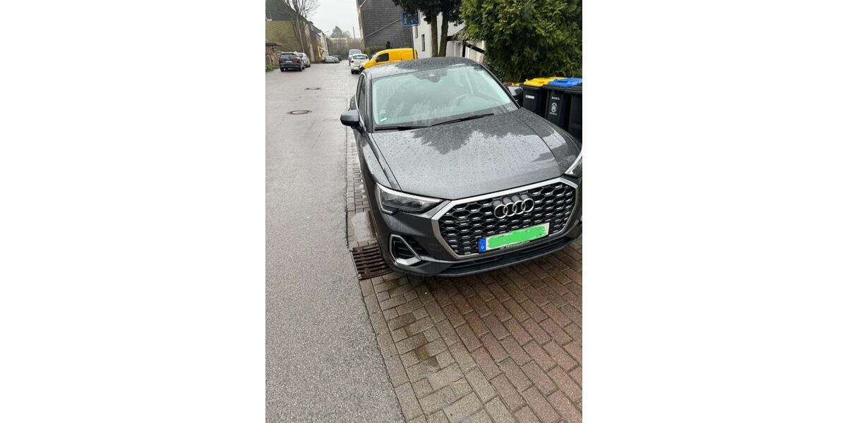 Audi Q3 87.000 km 31.500 &euro; Düsseldorf 40233
