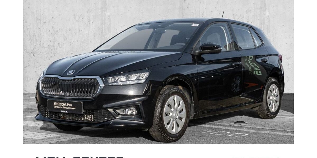 Skoda Fabia 10.122 km 17.790 &euro; Düsseldorf 40474