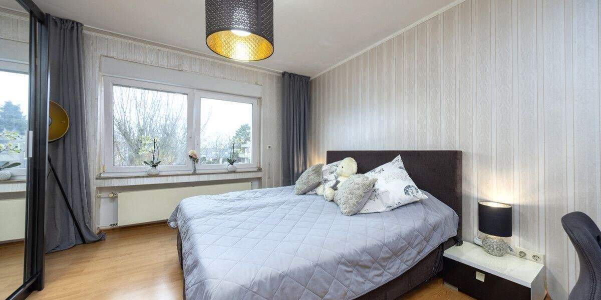 Familienfreundliche 4-Zimmer-Wohnung mit Balkon in Meerbusch-Büderich 4 zimmer