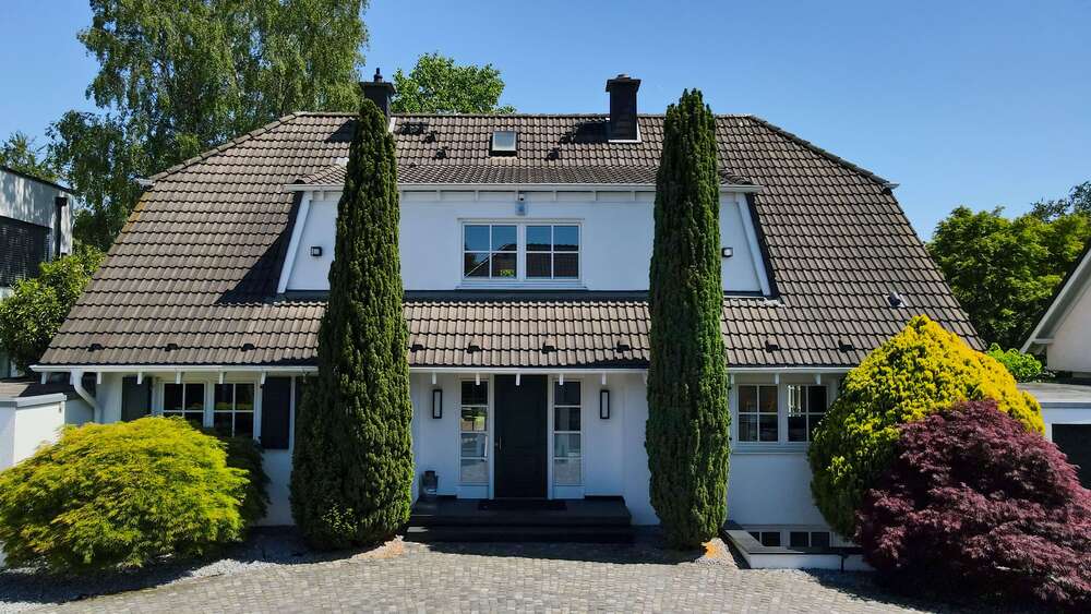 Einfamilienhaus Meerbusch Necklenbroich - 7 Zimmer, 340 m&sup2;, 2.490.000&euro; | Angebot:26888393