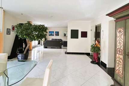 Haus zum Kaufen in Meerbusch 930.000 € 225.26 m² 4 zimmer