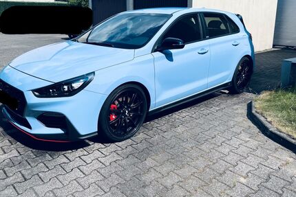 Hyundai i30 18.000 km 27.000 &euro; Essen 45355