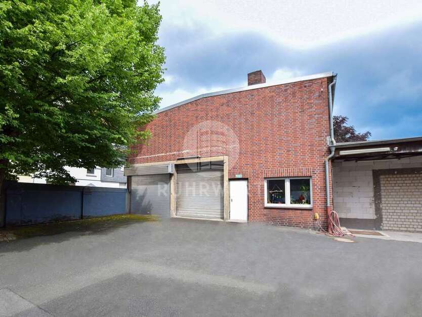 Halle in Oberhausen 3.025 € 310 m²